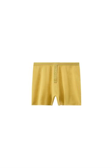SHORTS PUNTO BOTONES - Amarillo de Zara
