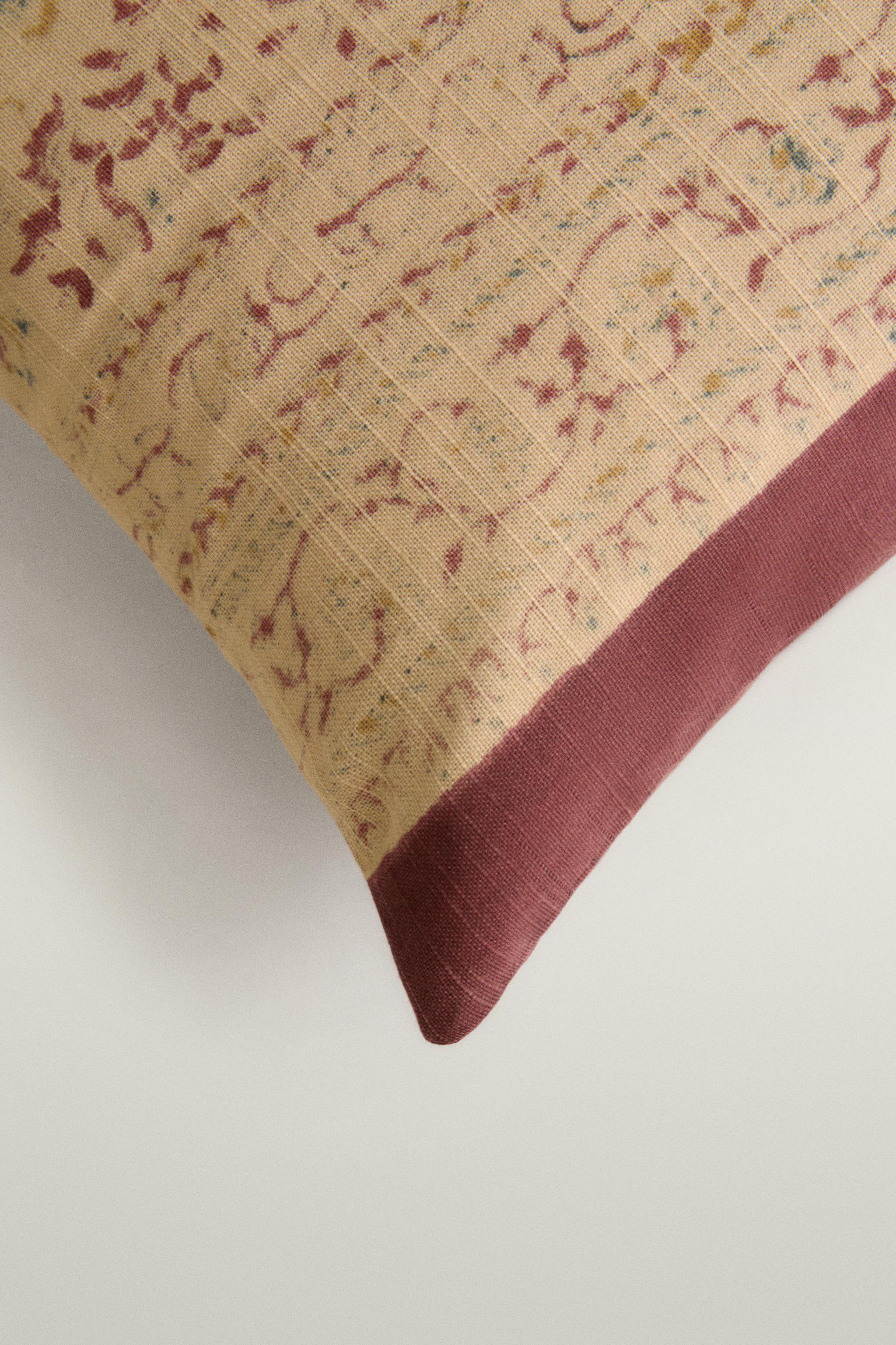 BLOCK PRINT CUSHION COVER — Burgundy
