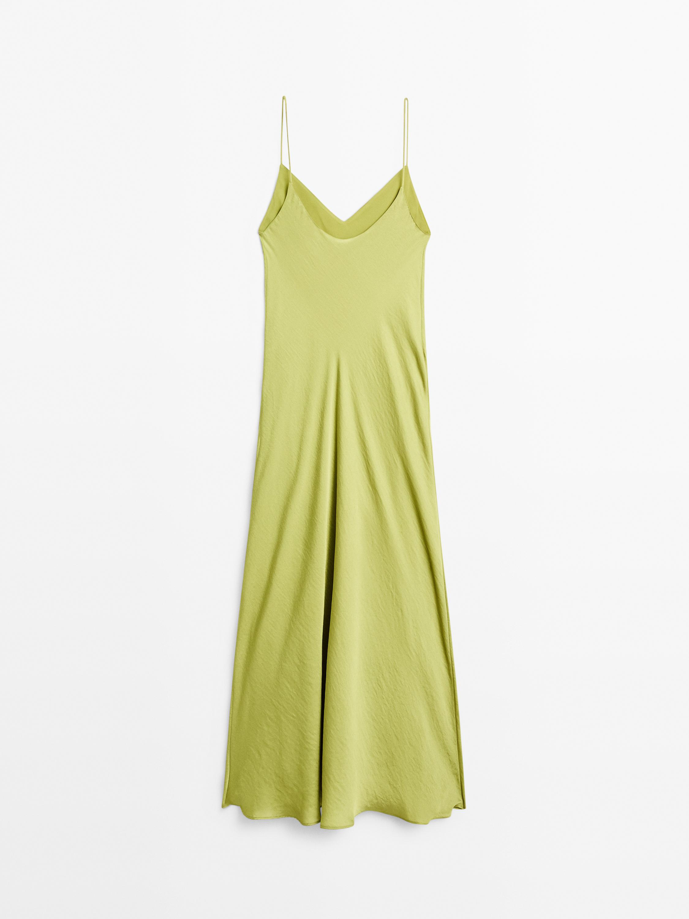 Robe midi fluide satinée