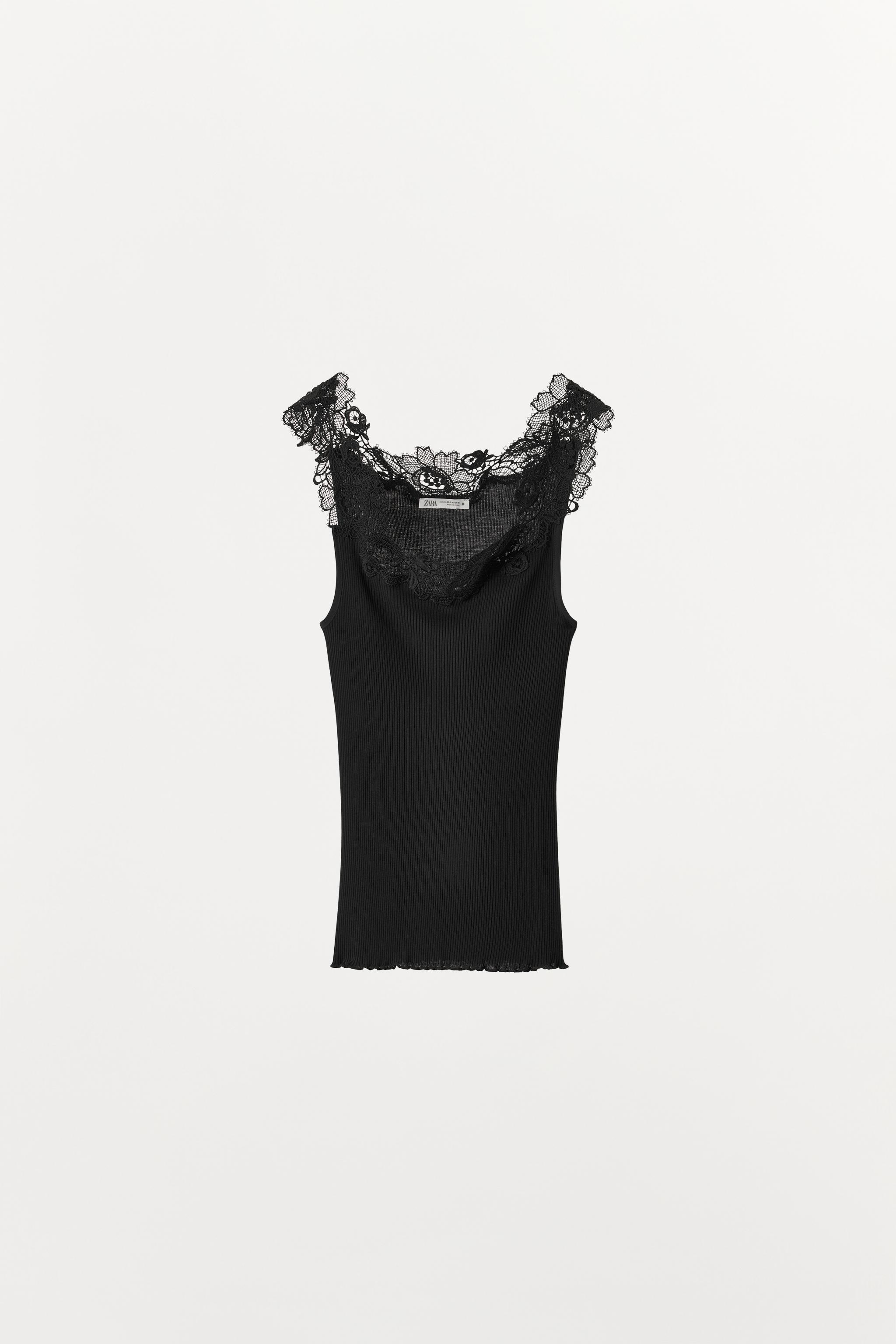 TOP EN MAILLE CÔTELÉE ET DENTELLE