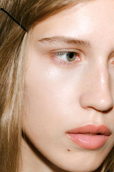 ZARA LIP OIL IMMORTAL VANILLA —  2