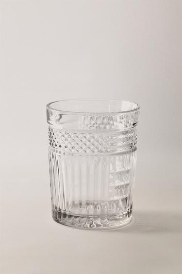 GLAS MIT RELIEFMUSTER - Transparent von Zara