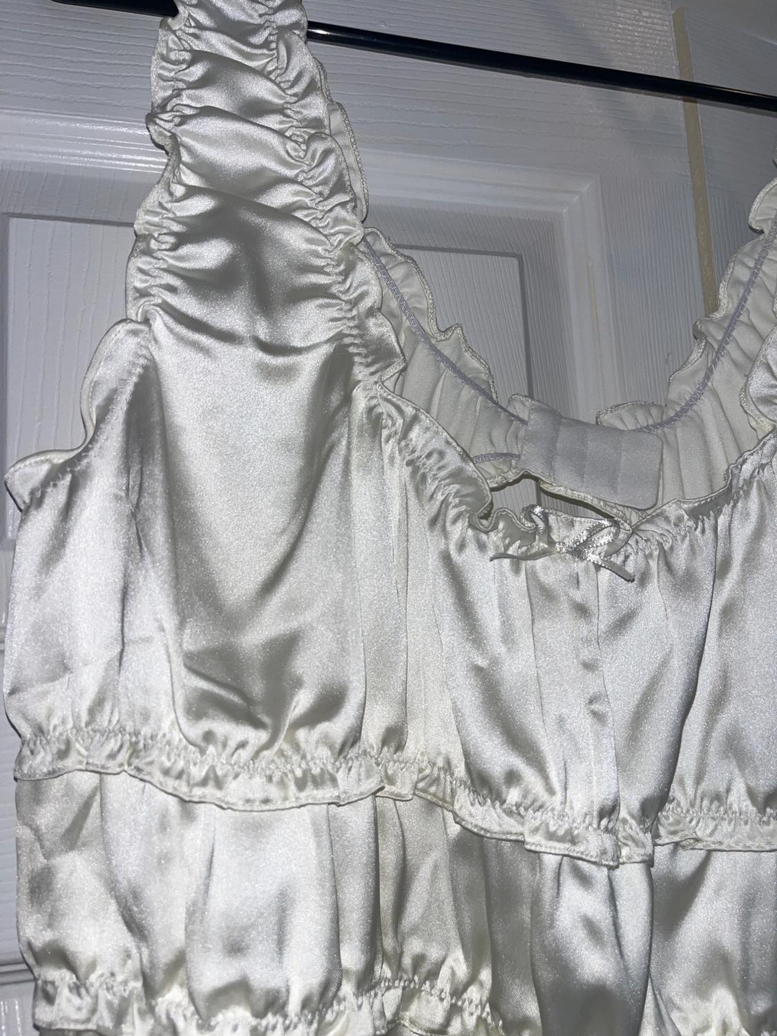 TOP SATINADO VOLANTES - Image 3