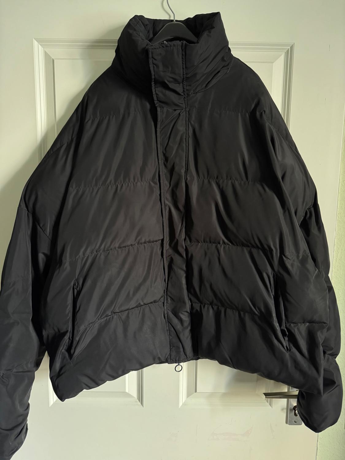 PUFFER JACKET