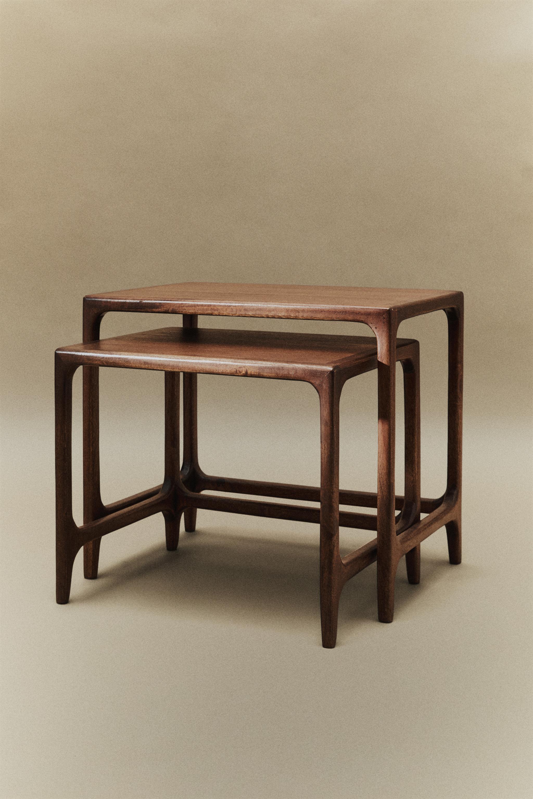 TABLES GIGOGNES AUXILIAIRES EN BOIS (ENSEMBLE DE 2)