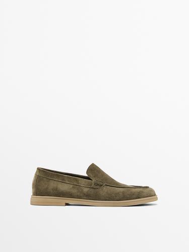 Mocassins croûte de cuir - Vert kaki de Zara - Image 0