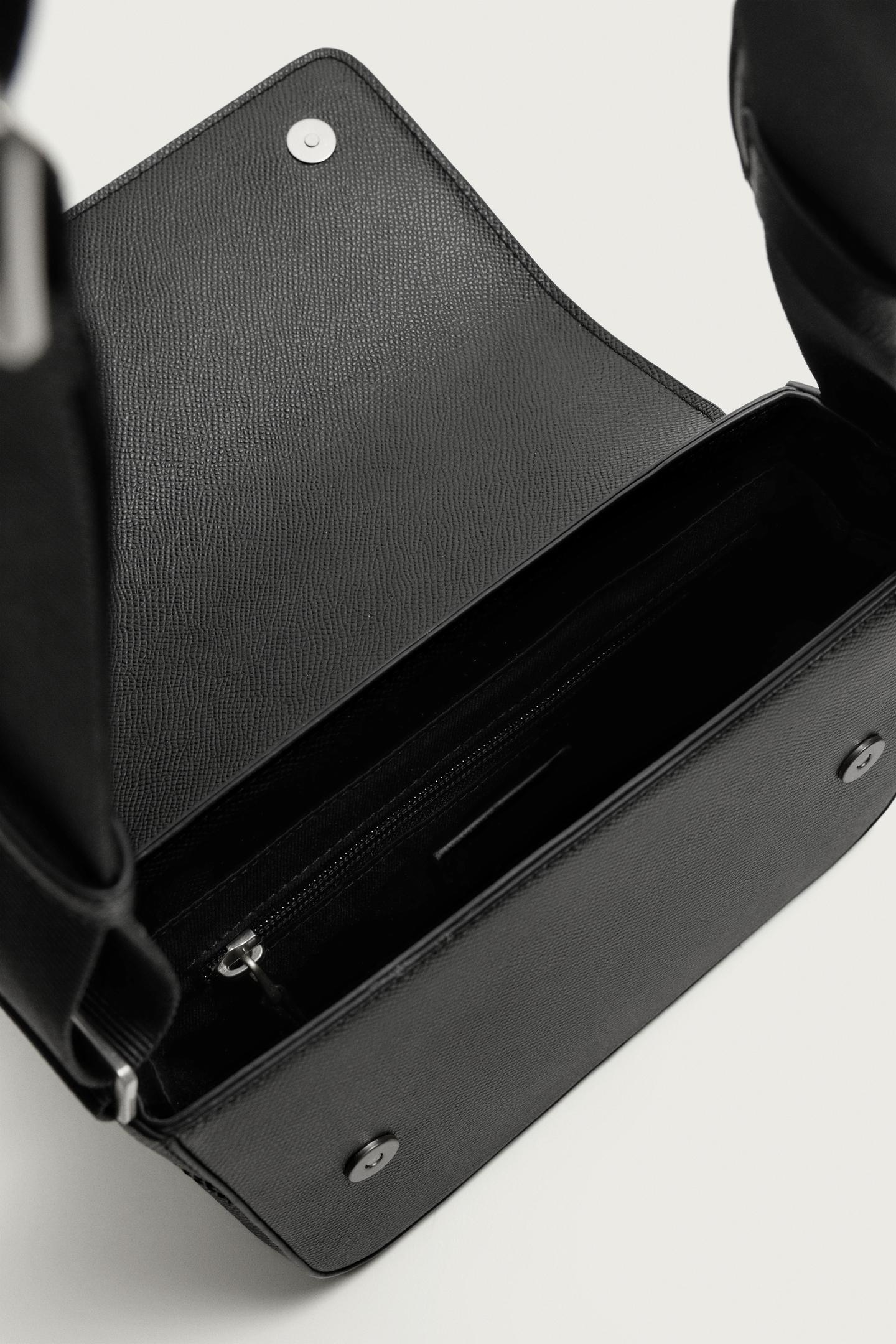 Мужская сумка Zara Textured Flap Crossbody, цвет: Чёрный — фото 6