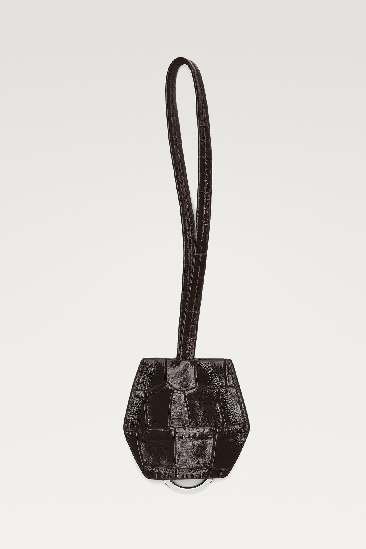 Croc-effect nappa leather keyring — Brown