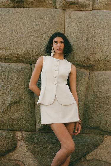 MACACÃO CURTO COLETE - Cru da Zara