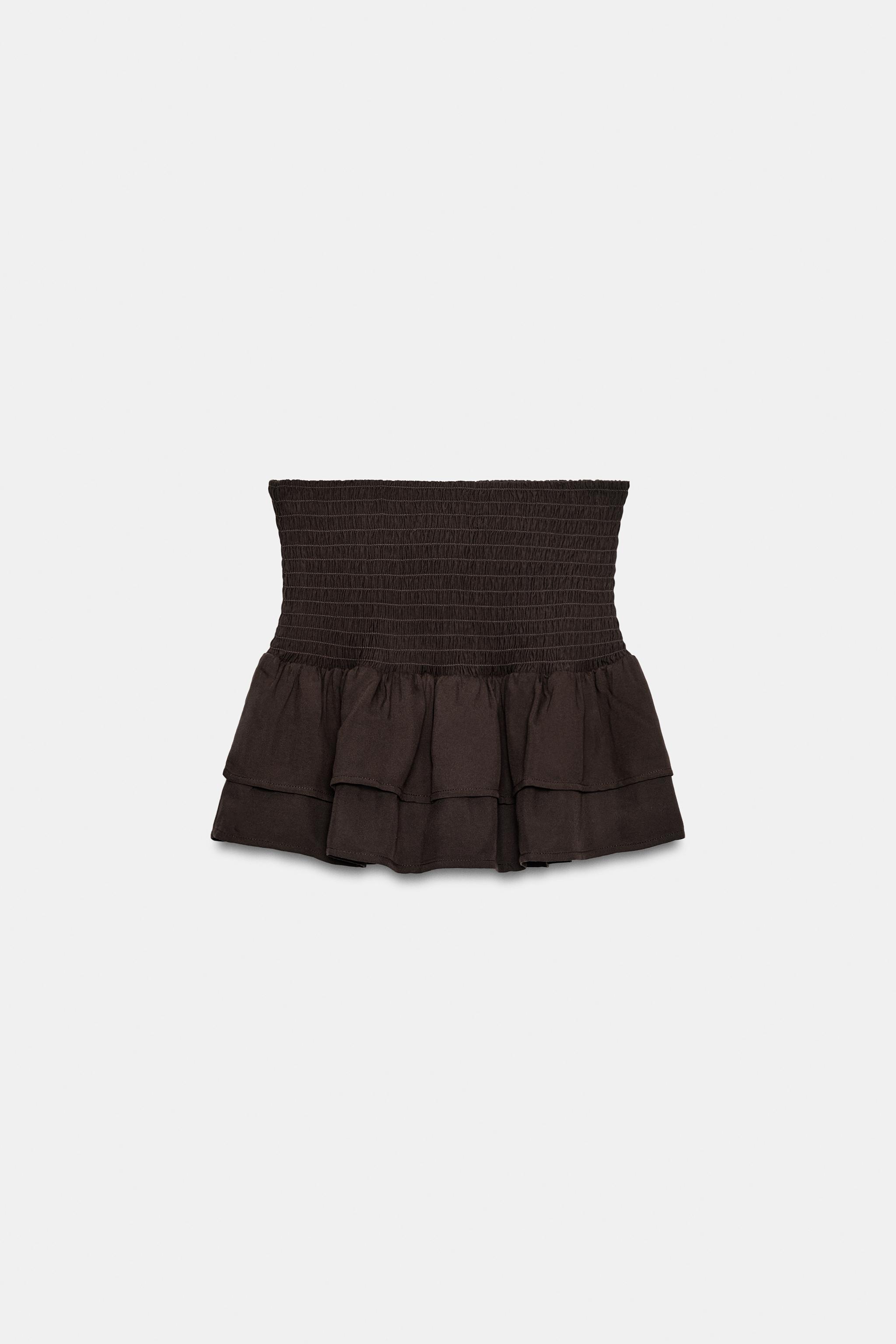 SMOCKED RUFFLE SHORTS