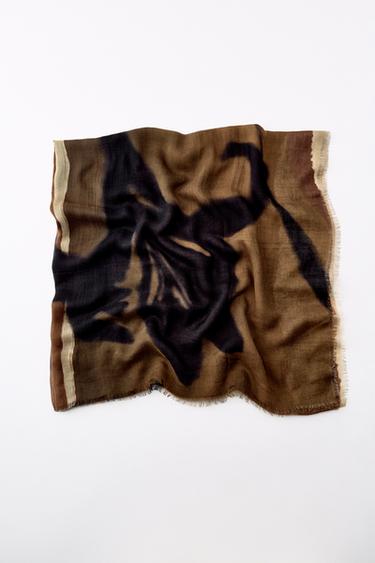 PRINTED MODAL SCARF - camel by Zara
