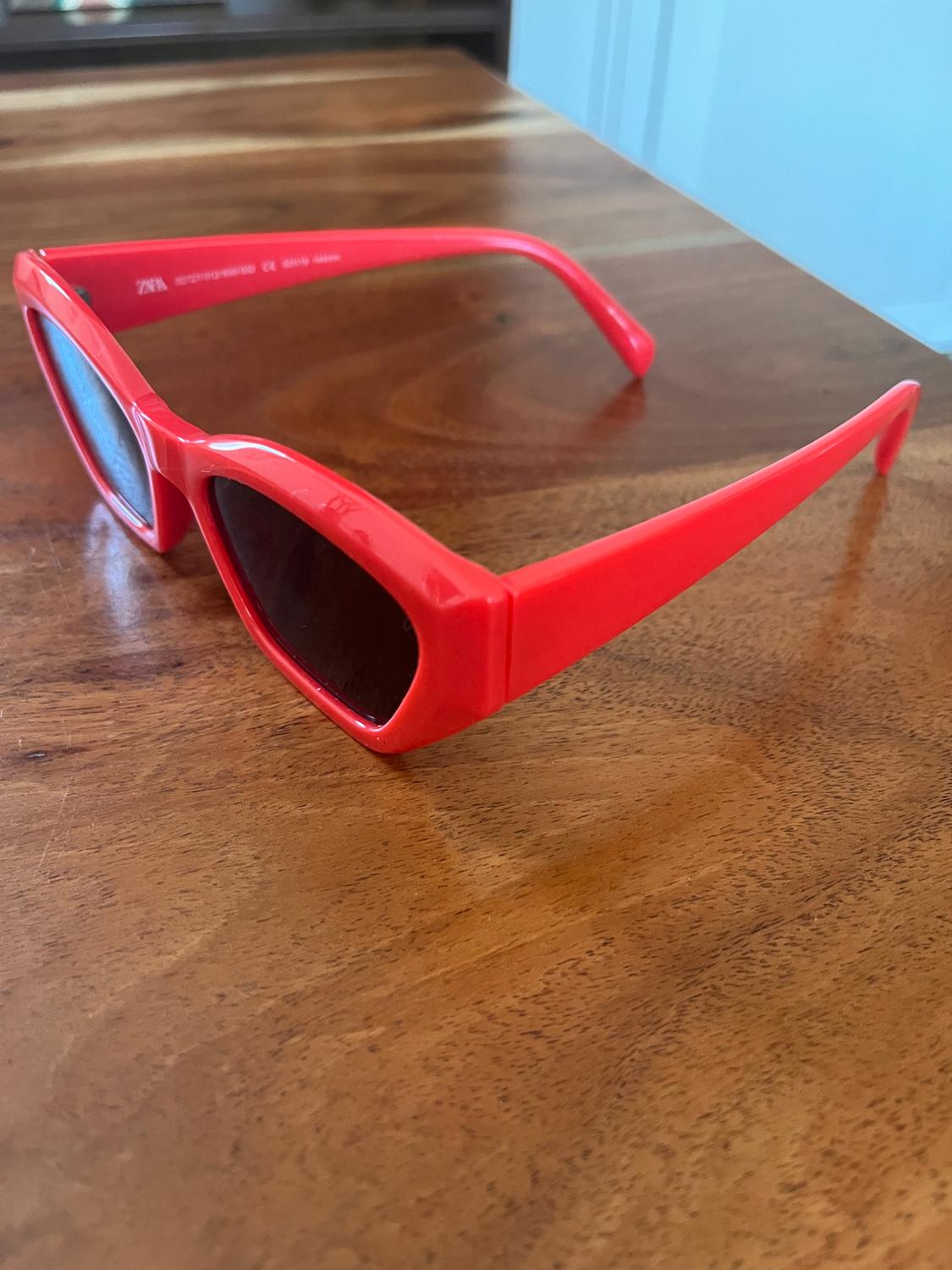 COLOURFUL SUNGLASSES - Image 2