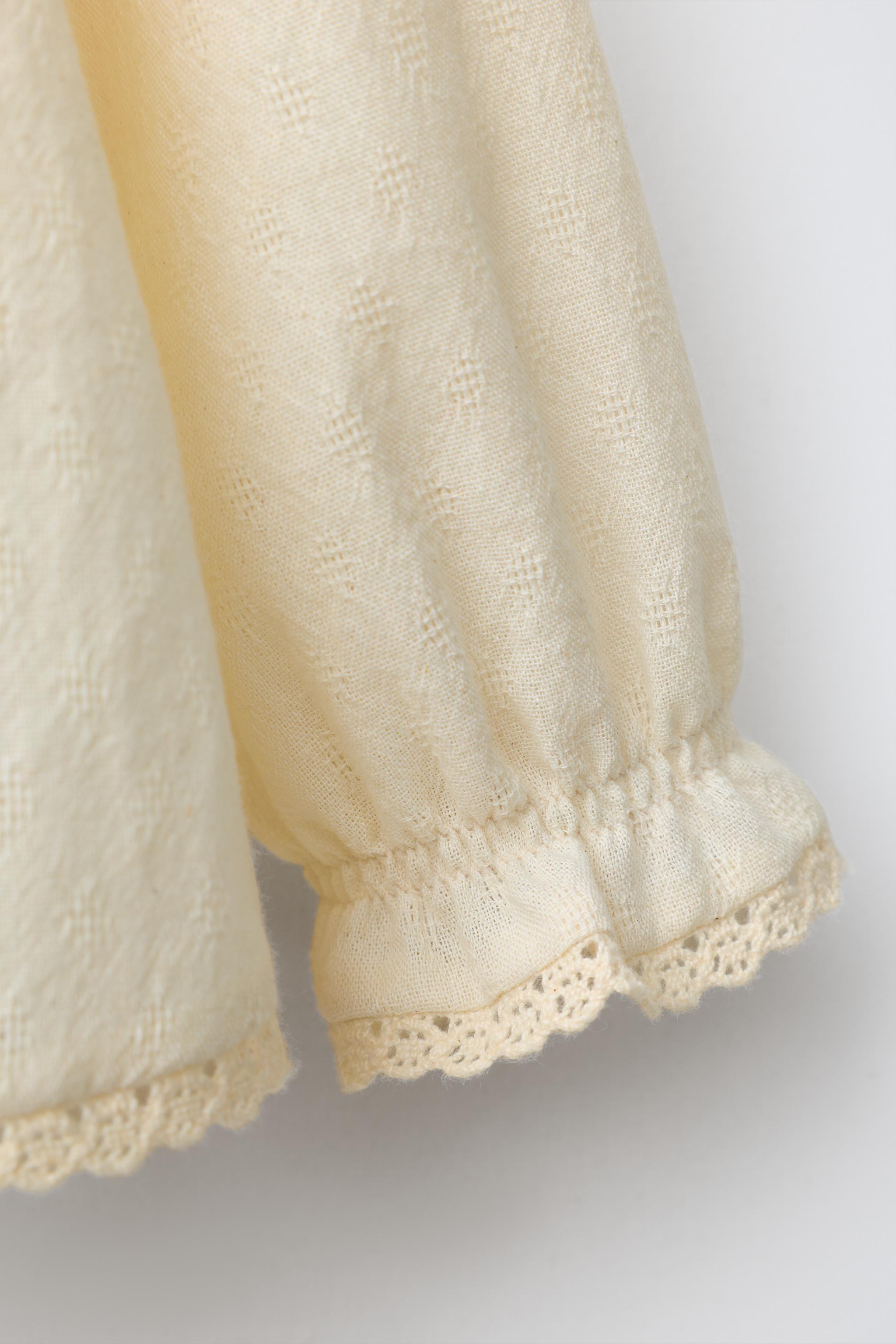 PINTUCK AND LACE SHIRT