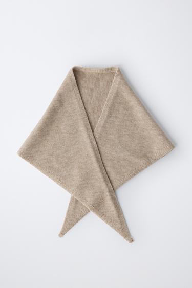 KNIT SCARF WITH FLORAL EMBROIDERY - Beige by Zara - Image 3