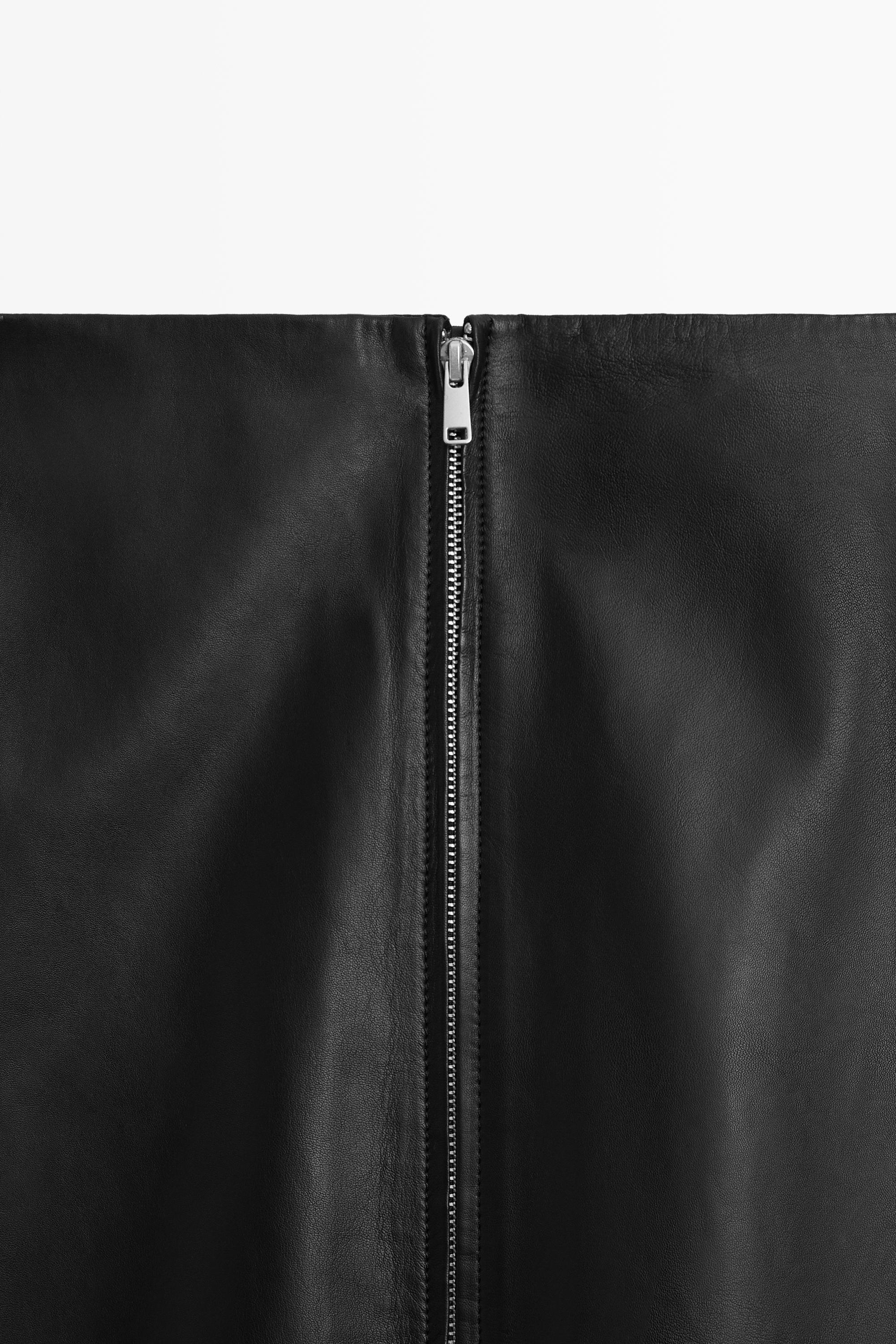 Jupe midi zippée en cuir nappa