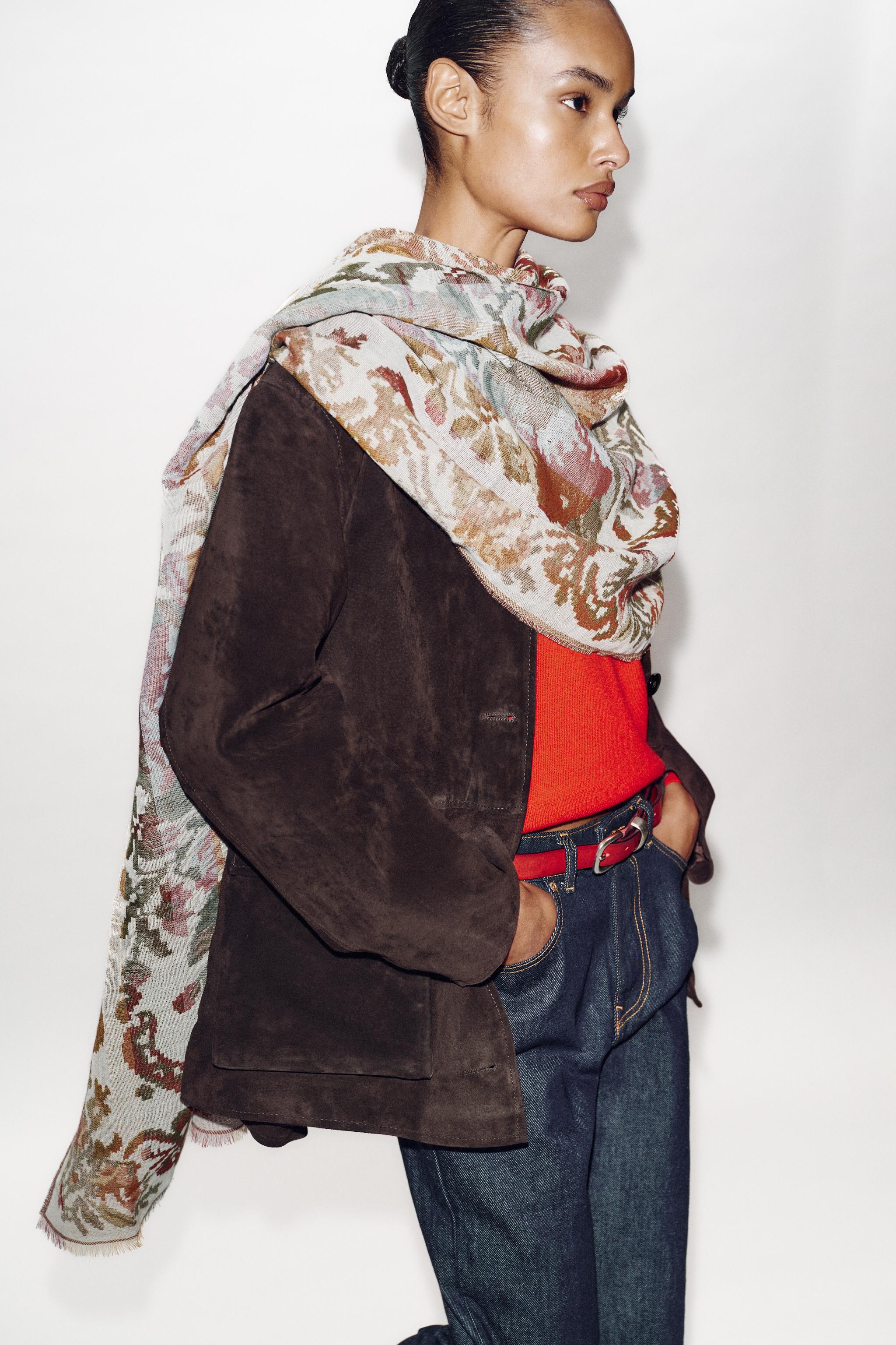 FLORAL PRINT JACQUARD WOOL BLEND SCARF