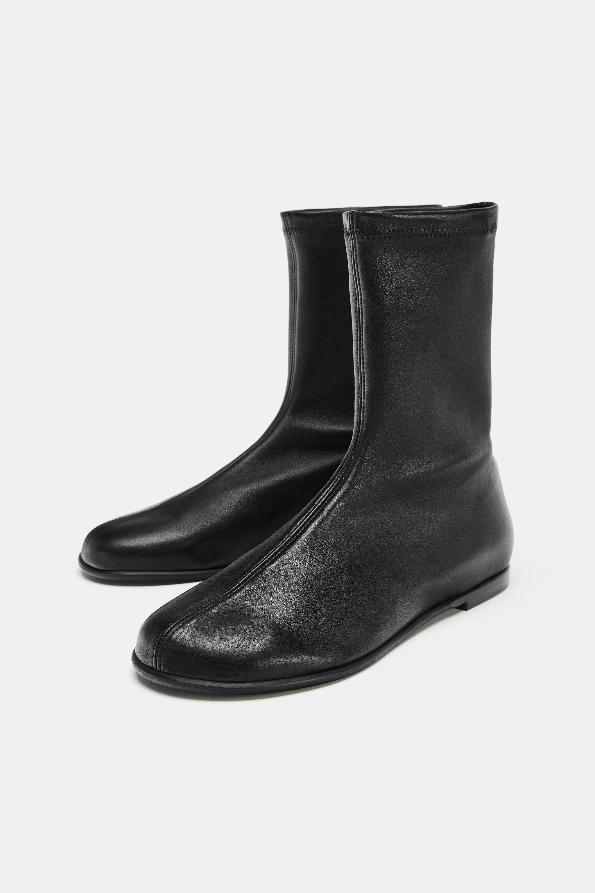 SOFT LEATHER ANKLE BOOTS
