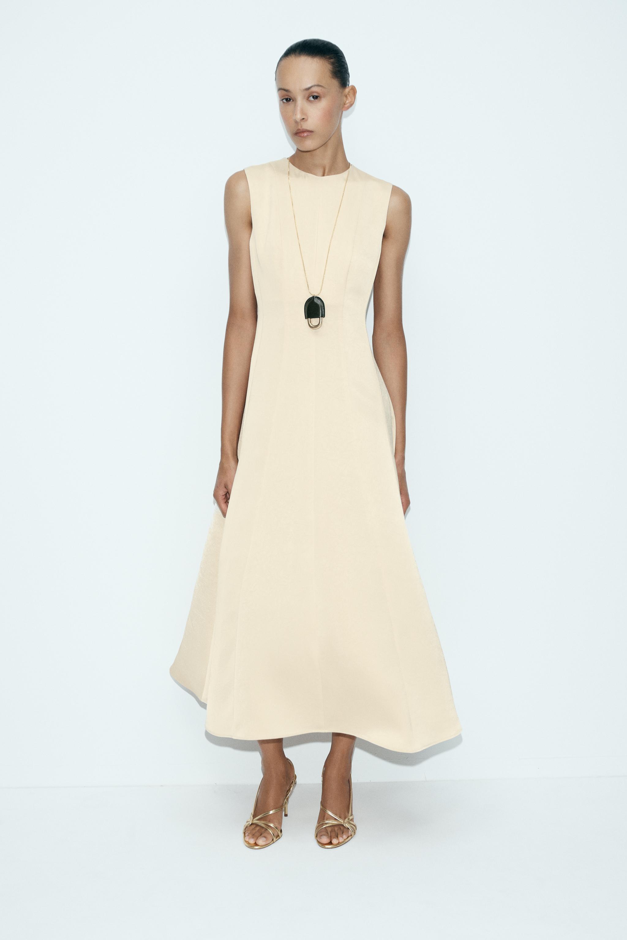 green emerald velvet dress Zara main image 0