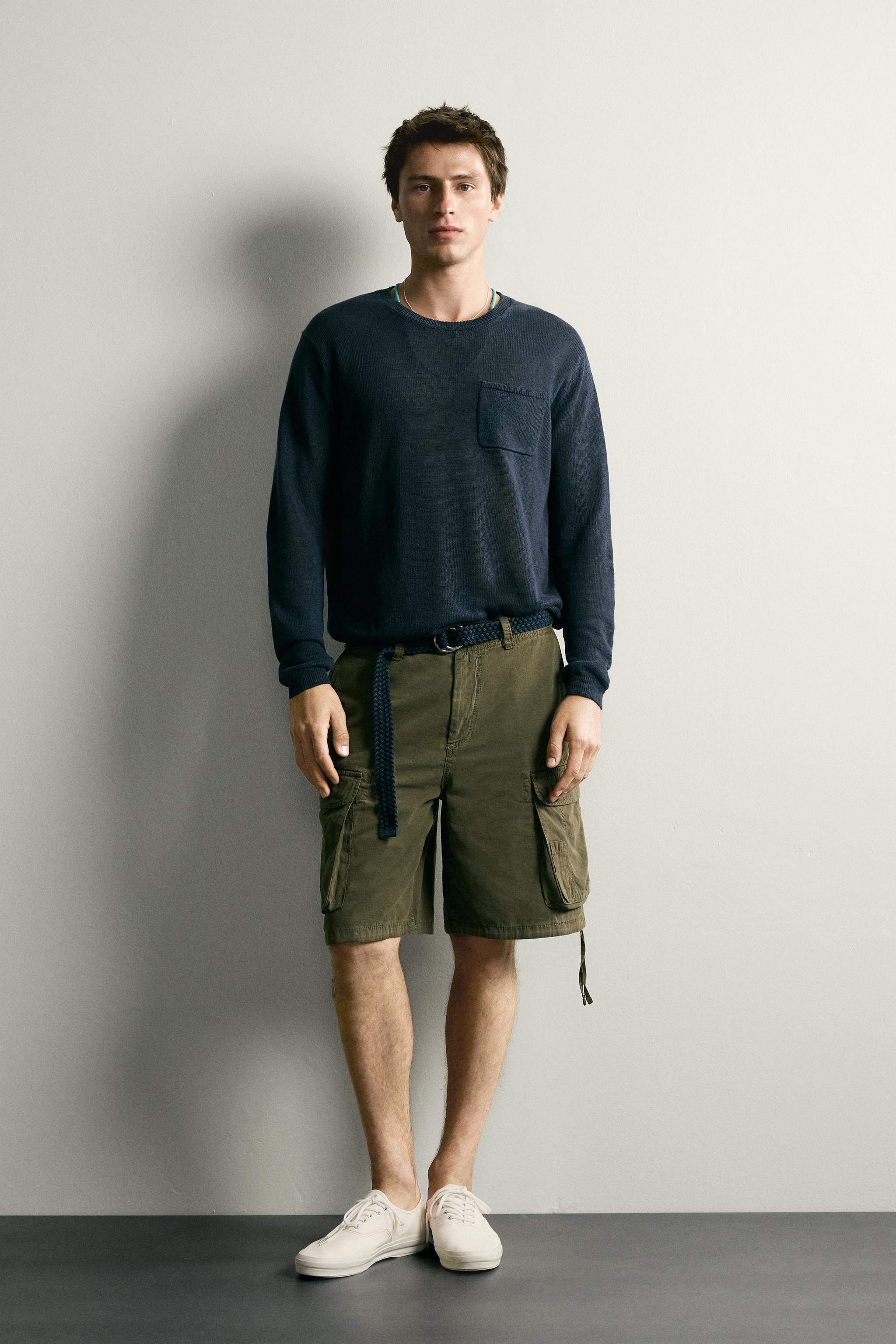 REGULAR FIT CARGO SHORTS WITH TABS