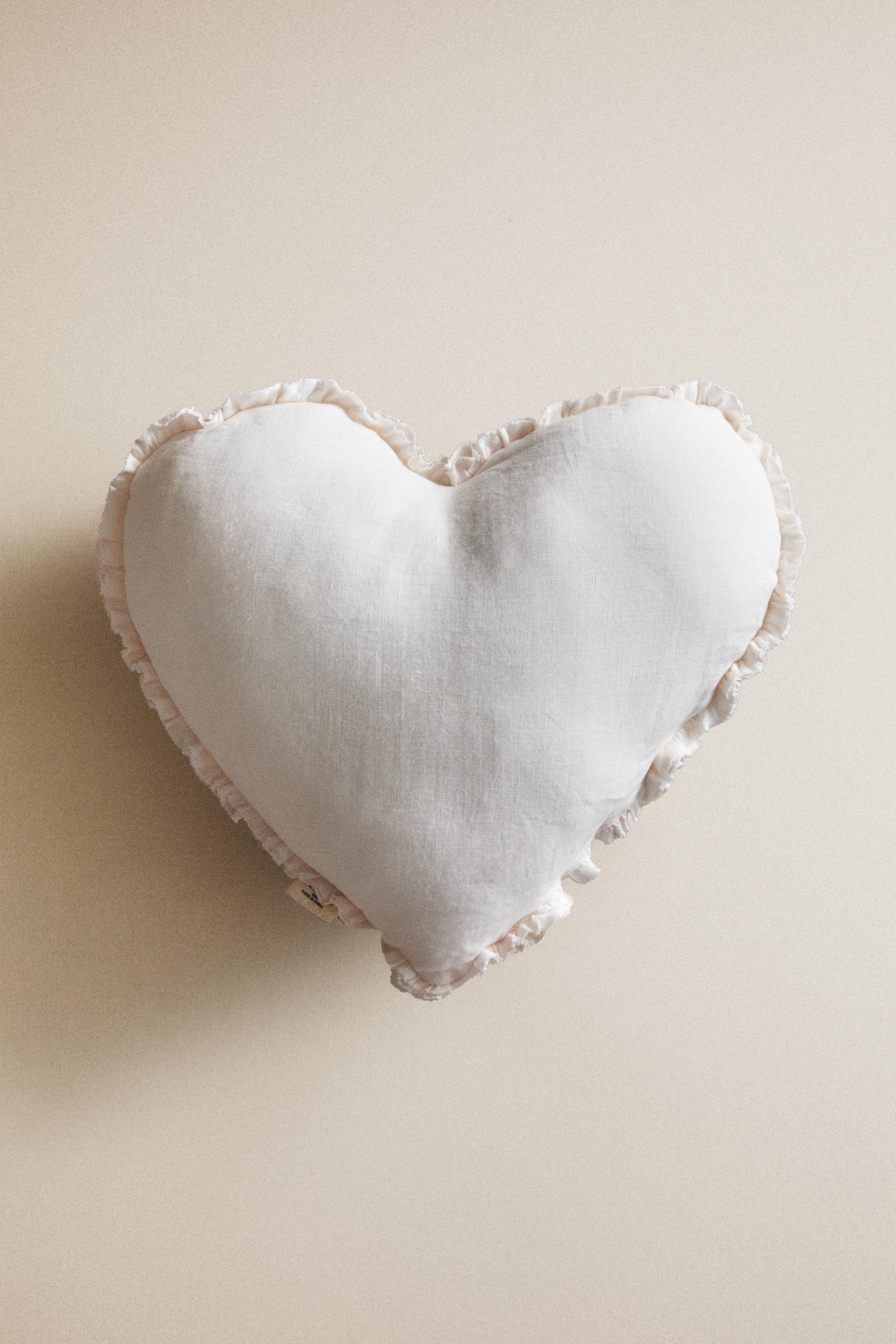 KIDS HEART CUSHION