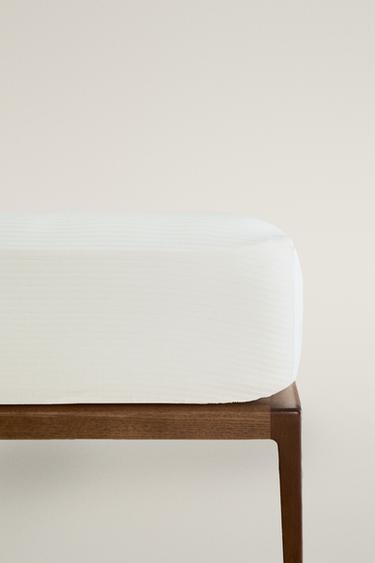 STRIPED COTTON MATTRESS PROTECTOR - White by Zara