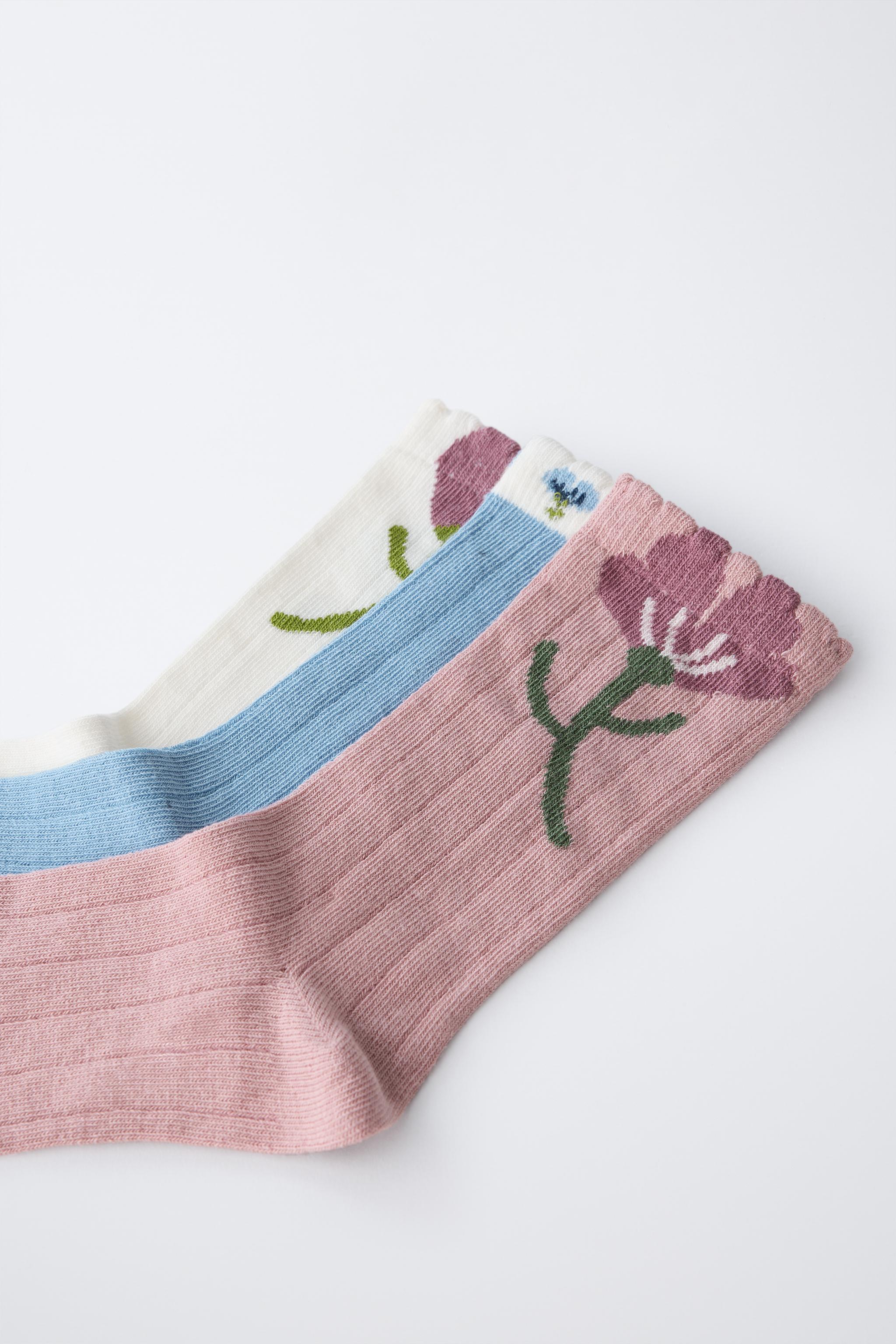 LOT DE TROIS PAIRES CHAUSSETTES FLEURS