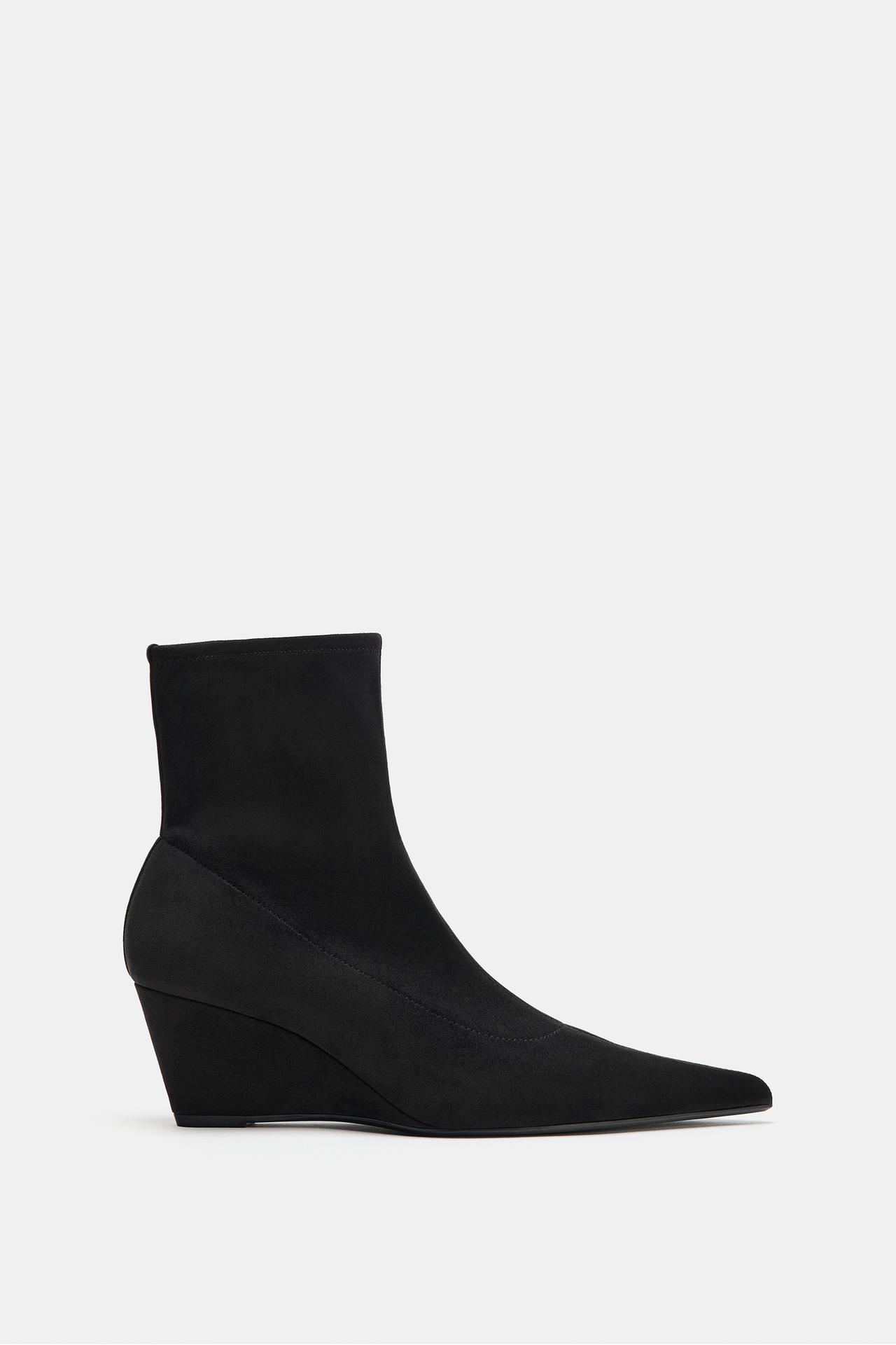 WEDGE ANKLE BOOTS — Black