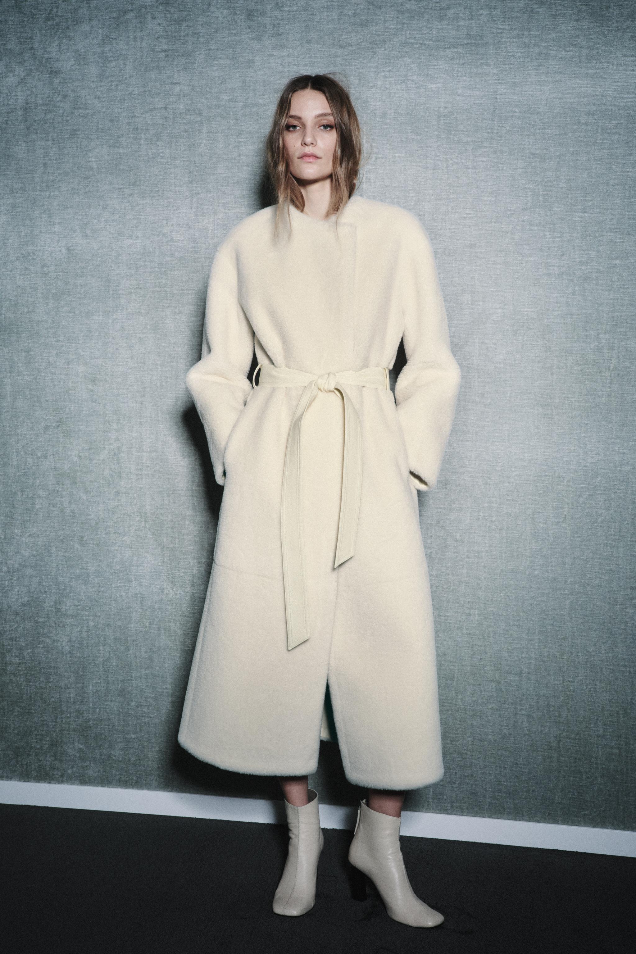 BOTTINES À TALONS EN CUIR LIMITED EDITION