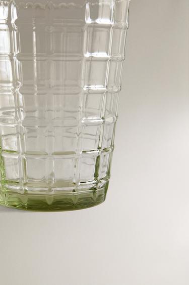 RAISED DESIGN GLASS TUMBLER - Light green by Zara - Image 3