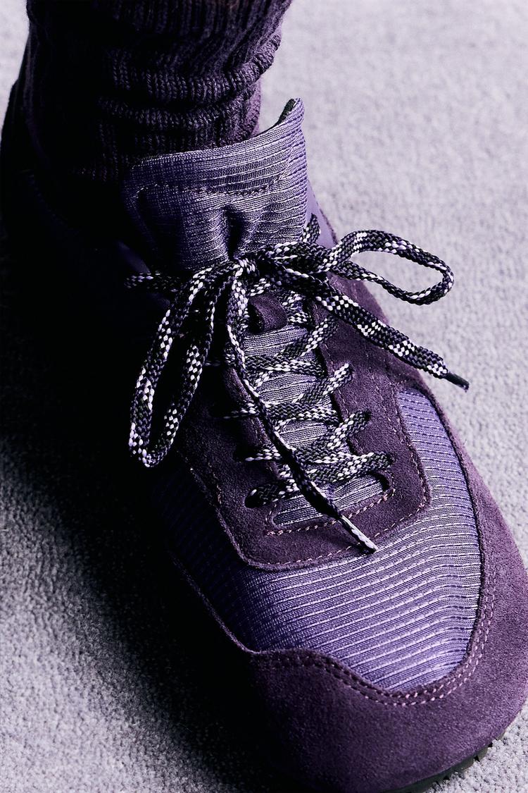 Zapatilla barefoot detalles piel