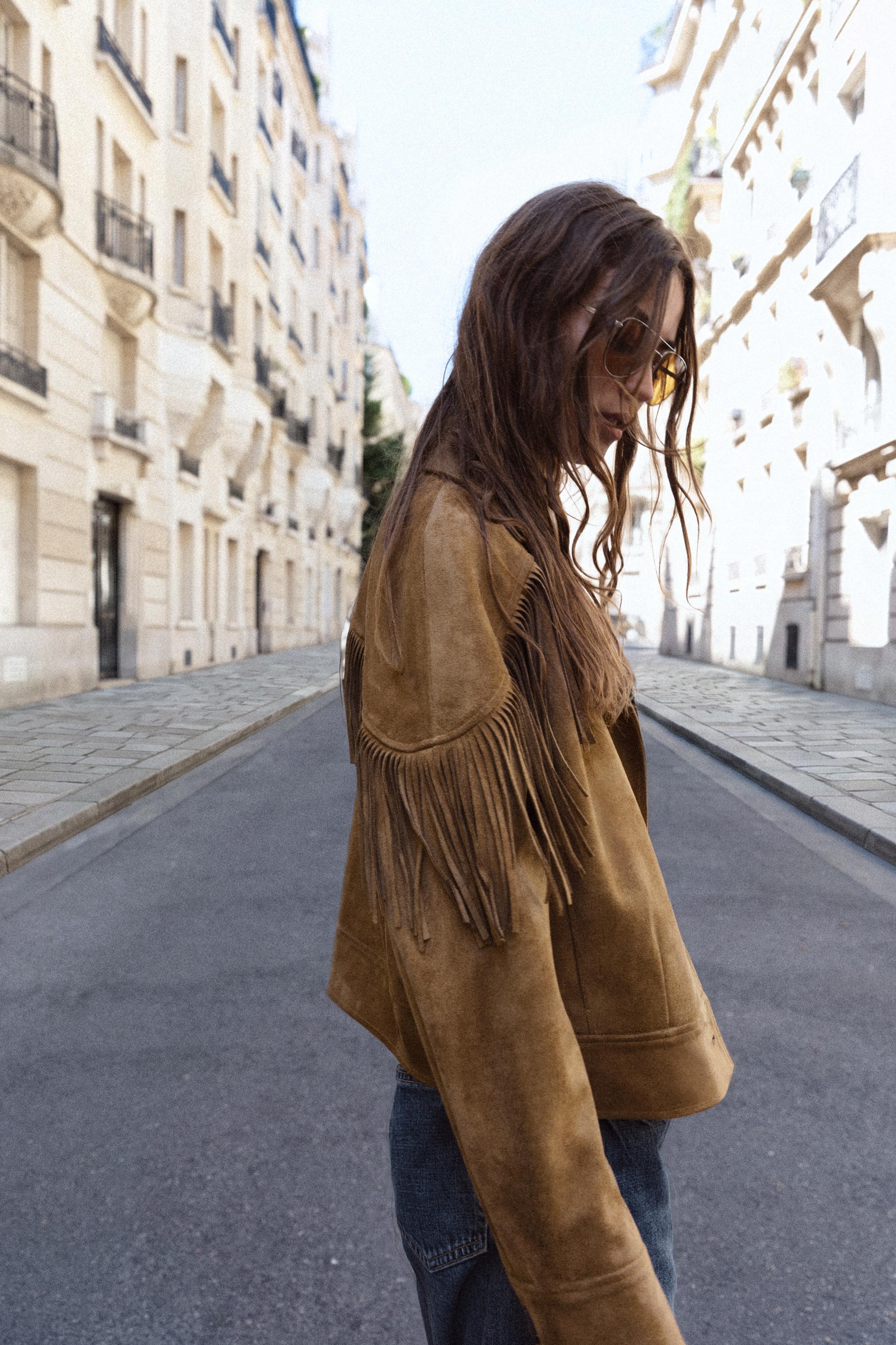 Женские куртки Zara FAUX SUEDE FRINGE JACKET — фото 4