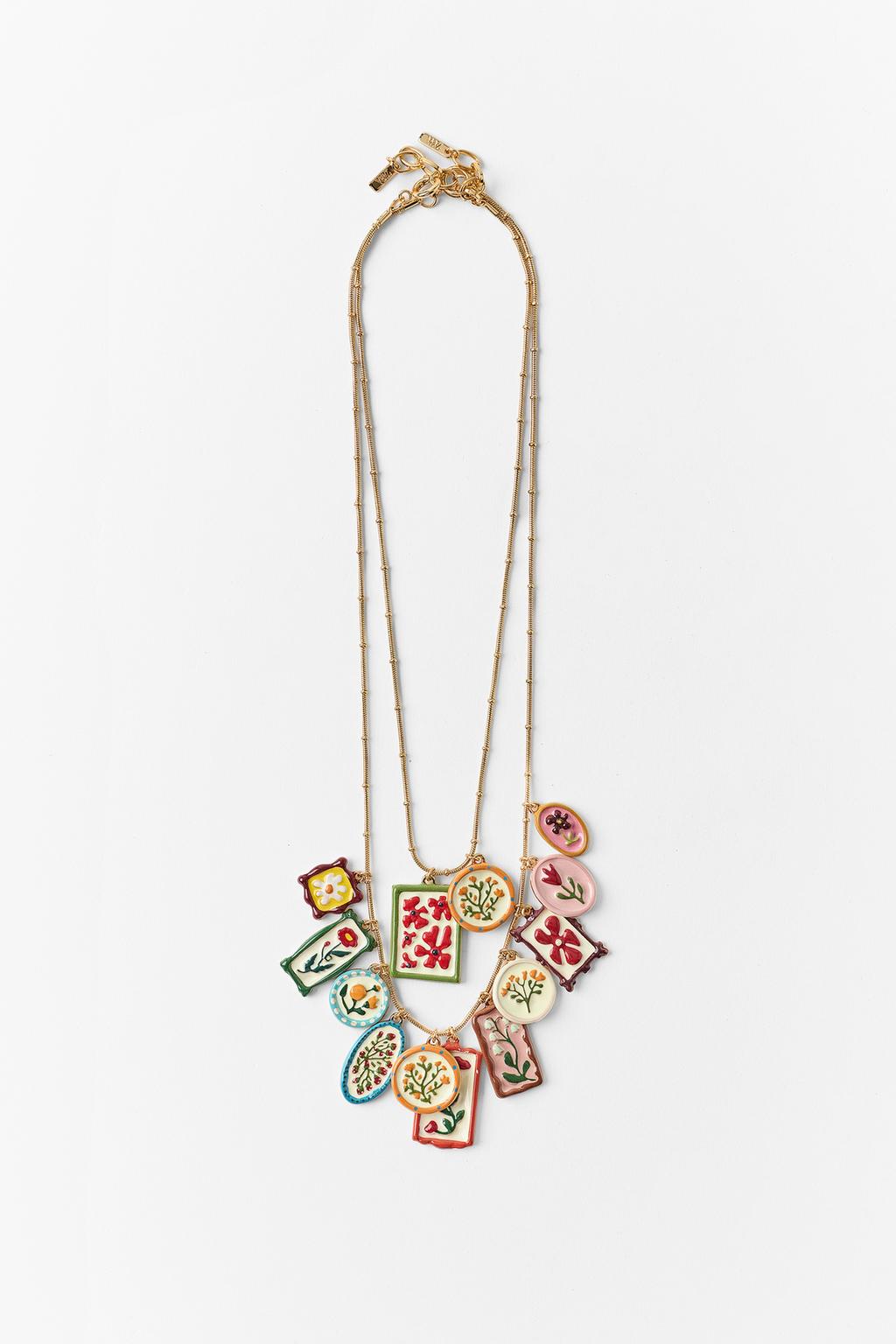 PACK OF 2 METAL CHARM NECKLACES