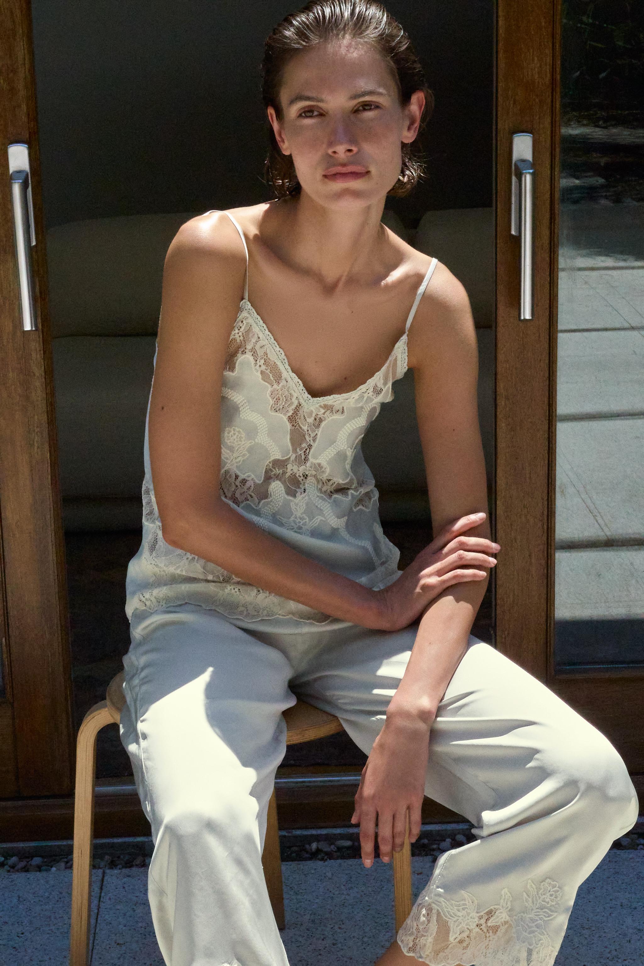 EMBROIDERED LACE SATIN EFFECT TOP