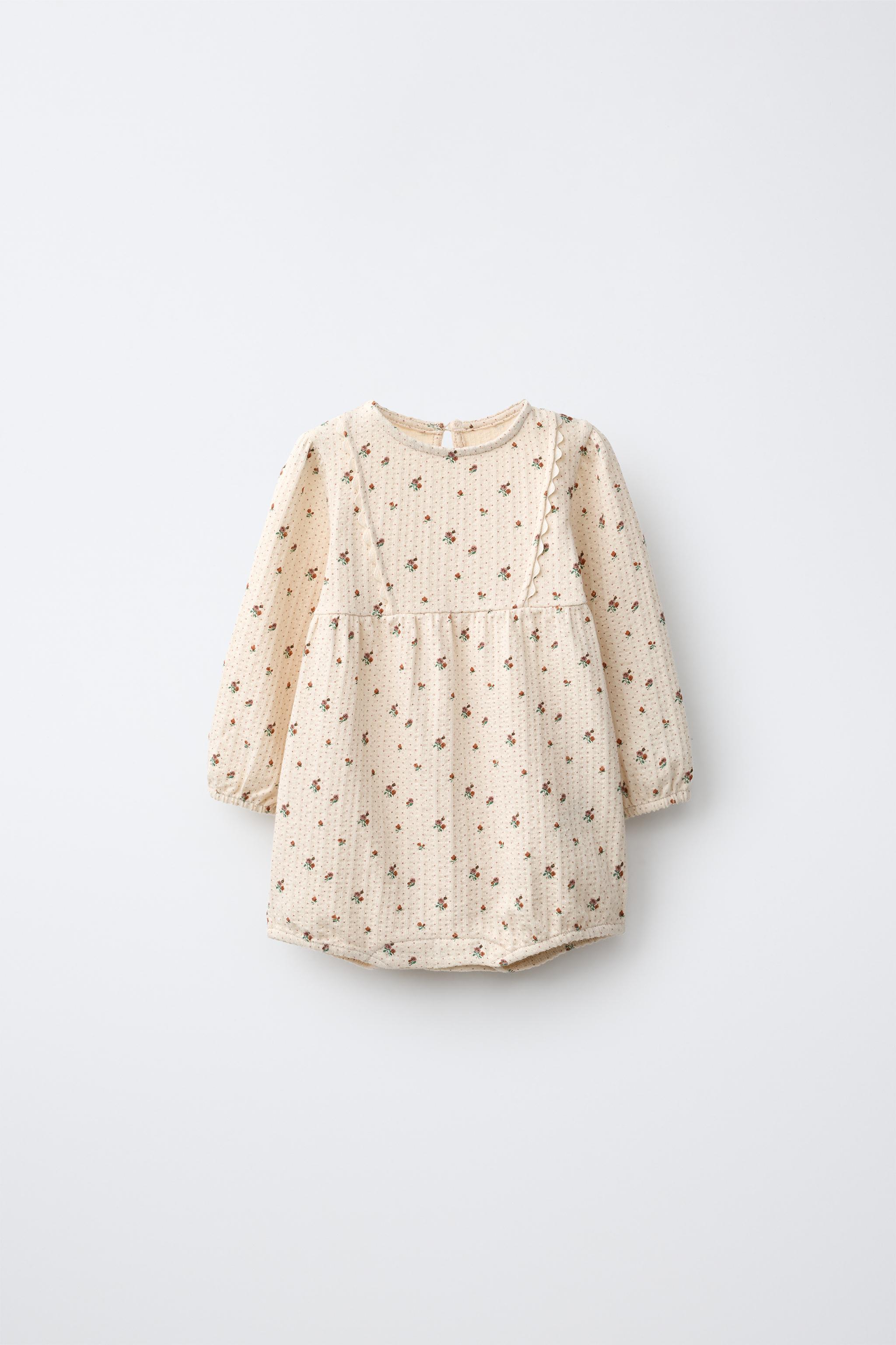 フラワーテクスチャージャンプスーツ - エクリュ | ZARA Japan / 日本