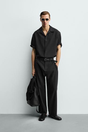 PANTALON FLUIDE À PLIS - Noir de Zara