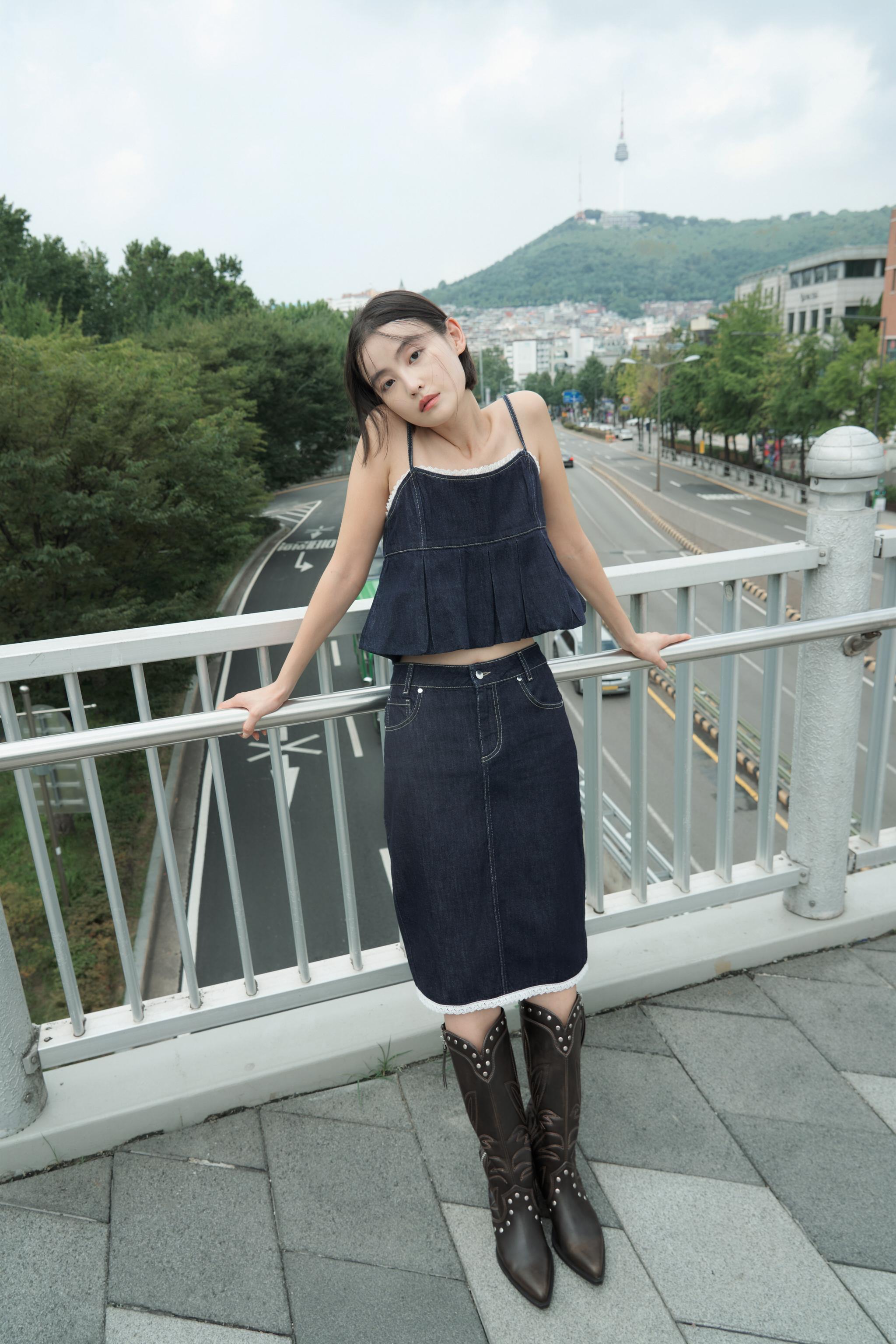※ すず出品 ※ Z1975 デニムレーストリム クロップドトップス - ブルー | ZARA