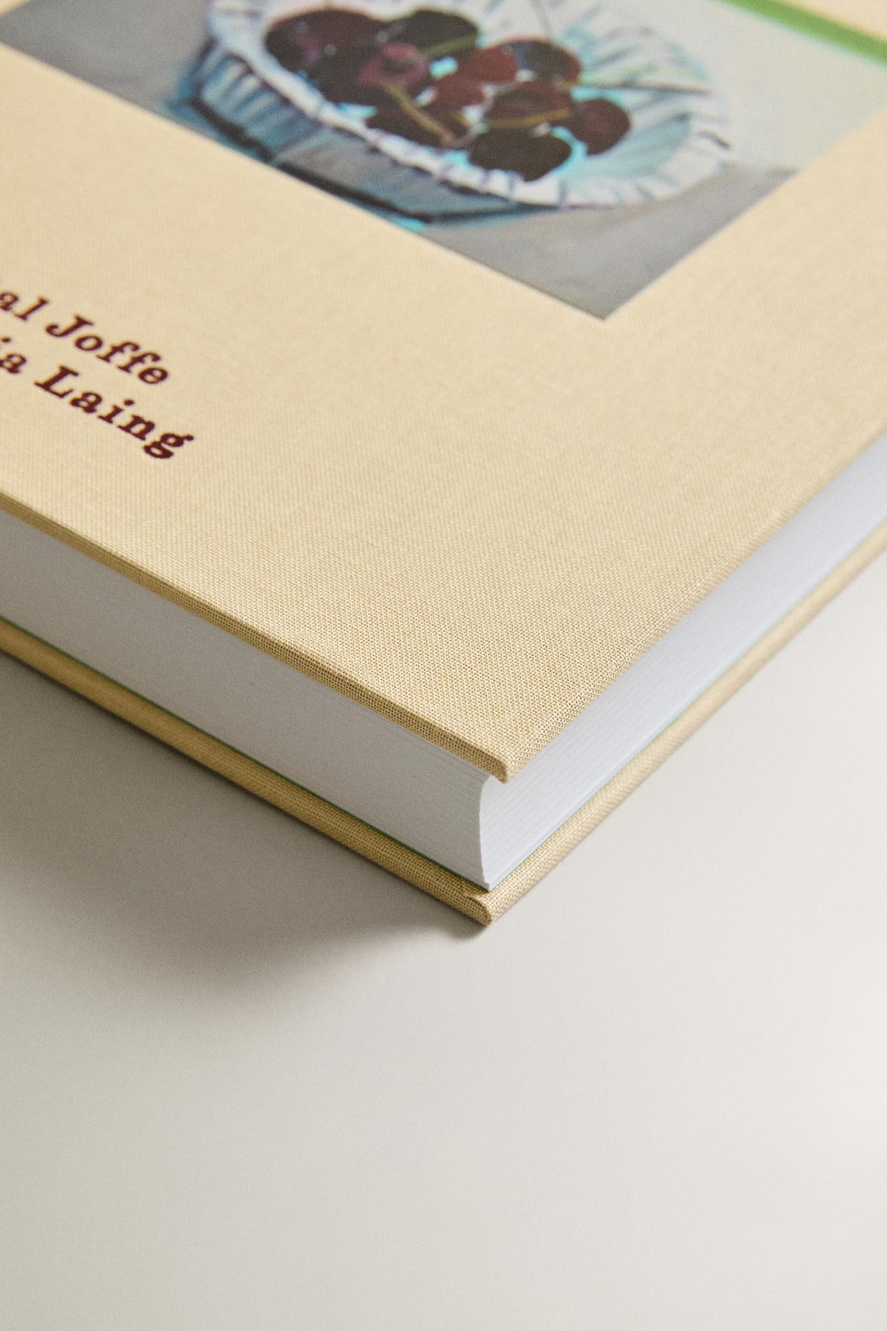 PAINTING, WRITING, TEXTING BOOK (ENGLISH) — Light yellow