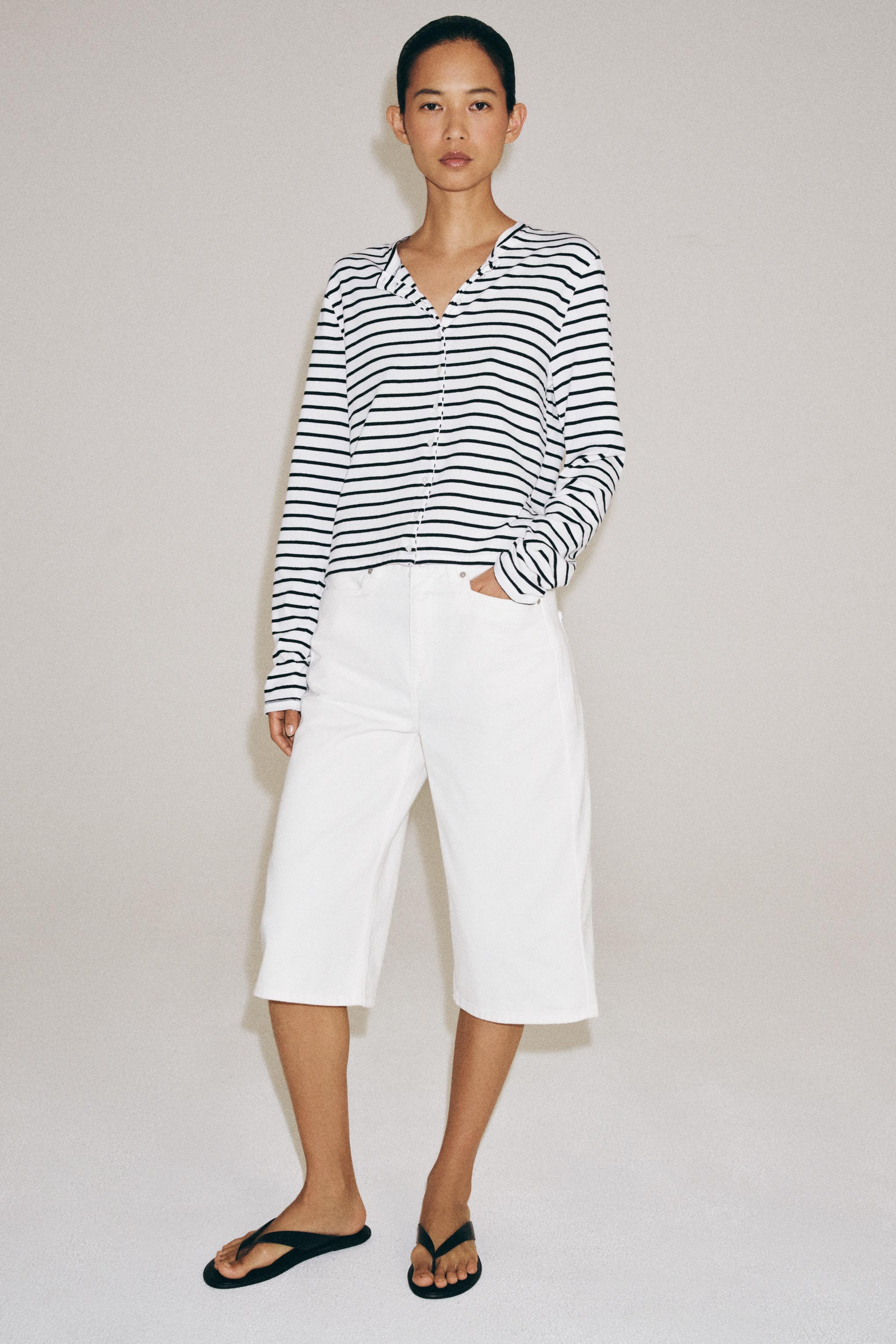 100% COTTON BUTTON T-SHIRT