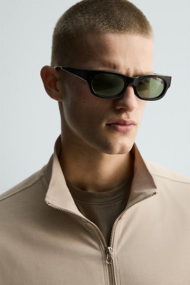 سويت شيرت بسحاب مغسول - أبيض مكسور by Zara