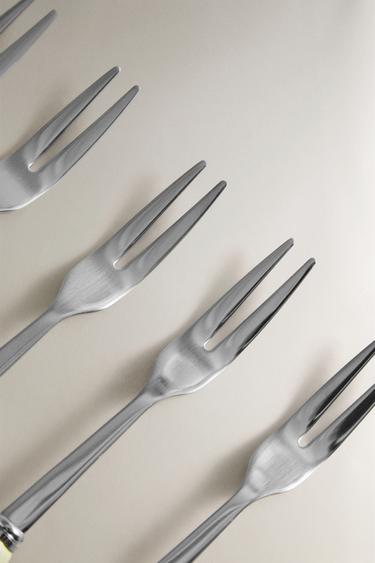 SET OF 6 SKEWERS WITH CERAMIC HANDLE - GREEN by Zara - Image 1