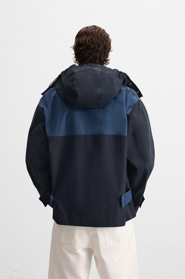 PARKA COLOR BLOCK CAPUCHE - Bleu marine de Zara - Image 2