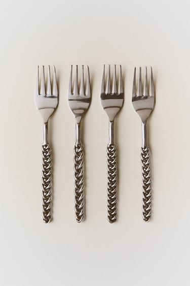 LOT DE FOURCHETTES À DESSERT EN MÉTAL À MANCHE TRESSÉ (LOT DE 4) - Acier de Zara - Image 4