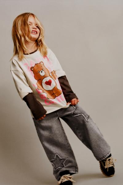 CARE BEARS&trade; MEDIUM WEIGHT T-SHIRT - Ecru by Zara