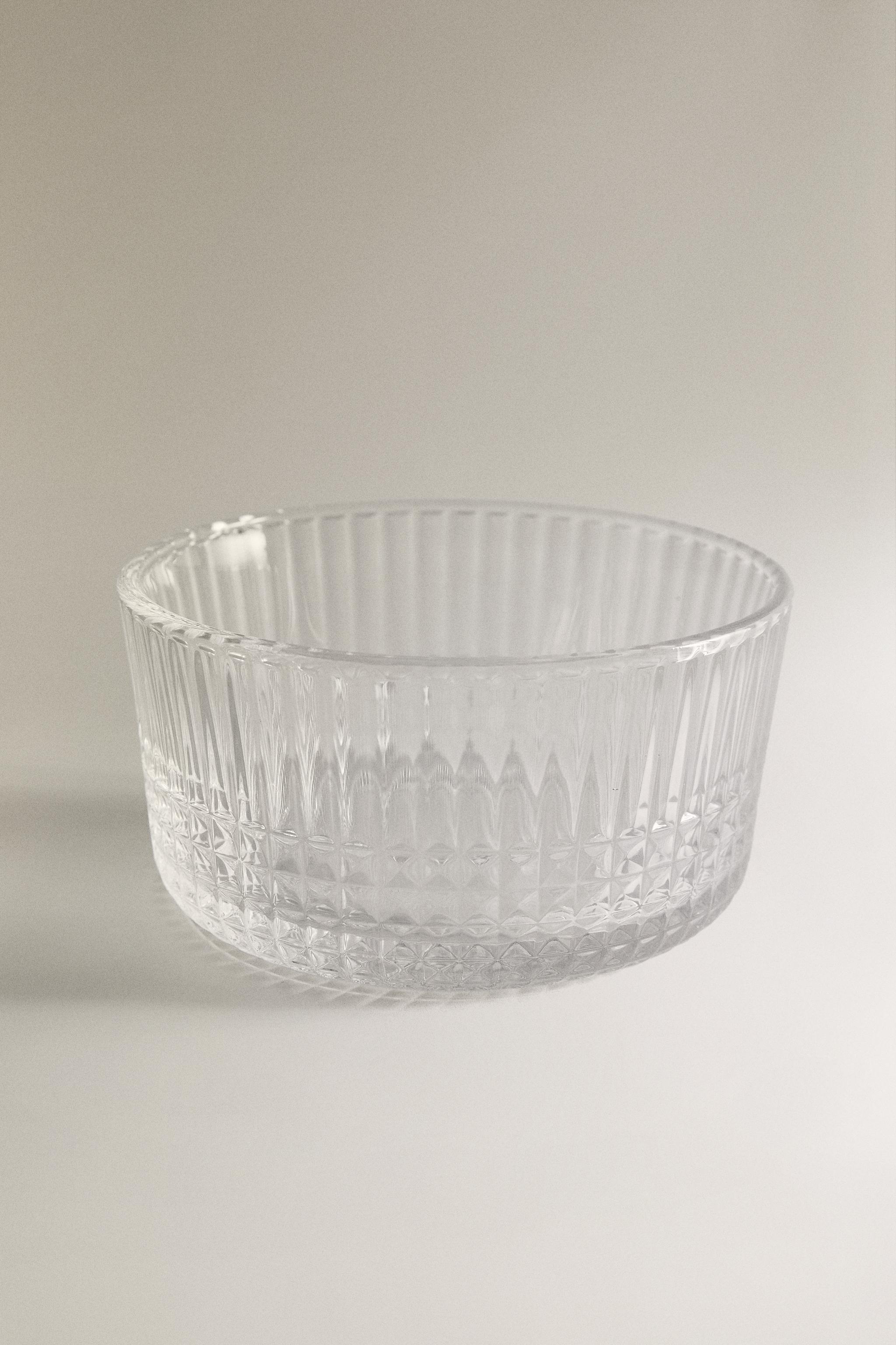 MINI GLASS BOWL WITH A RAISED DESIGN