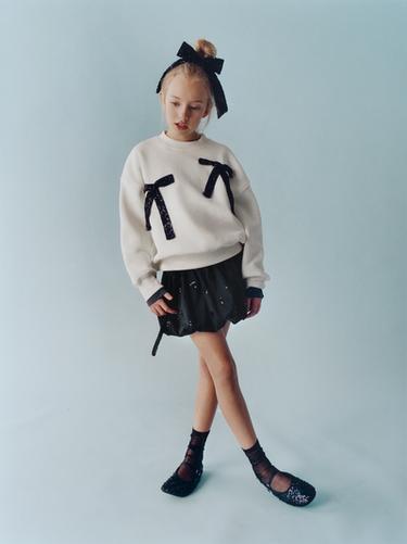 FALDA GLOBO ABALORIOS CORAZONES - Negro de Zara