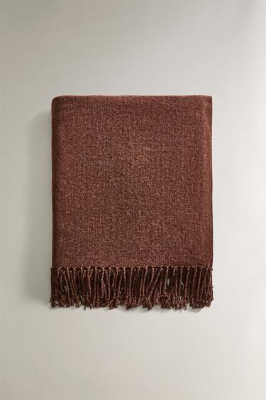 CHENILLE THROW - Brown by Zara