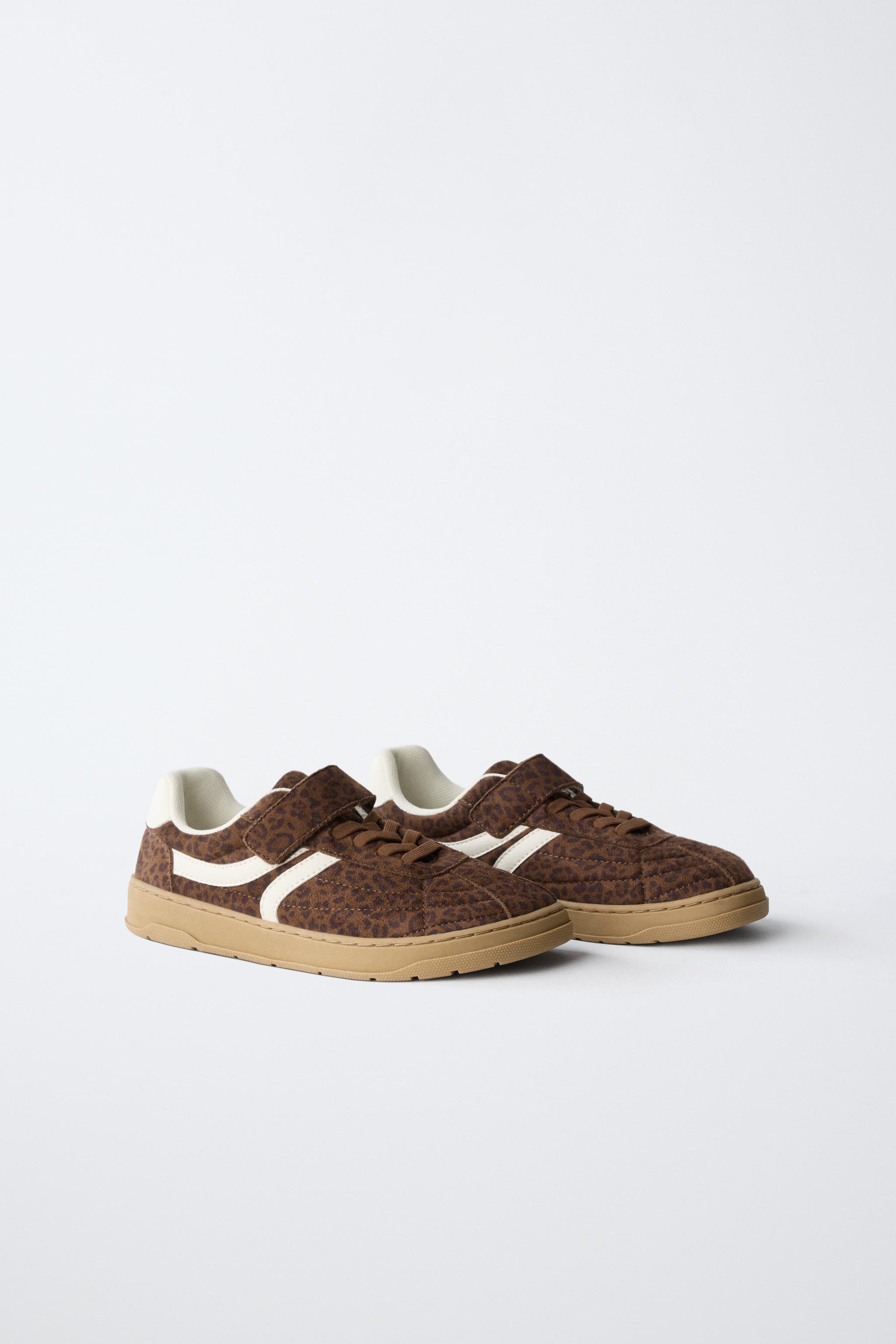 ANIMAL PRINT BAREFOOT SNEAKERS