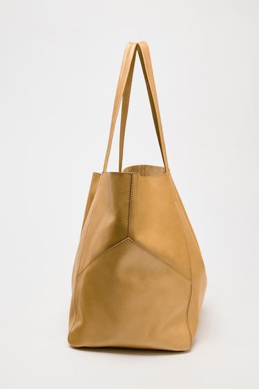MAXI SAC SHOPPER EN CUIR SURPIQUÉ - Marron clair de Zara - Image 1