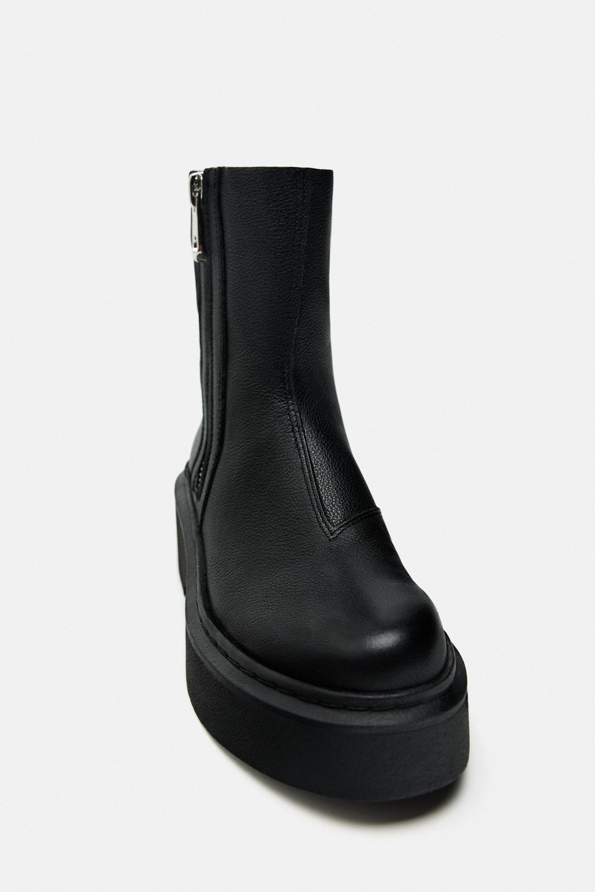 LOW HEELED LEATHER ANKLE BOOTS WITH ZIPPER - Black | ZARA United