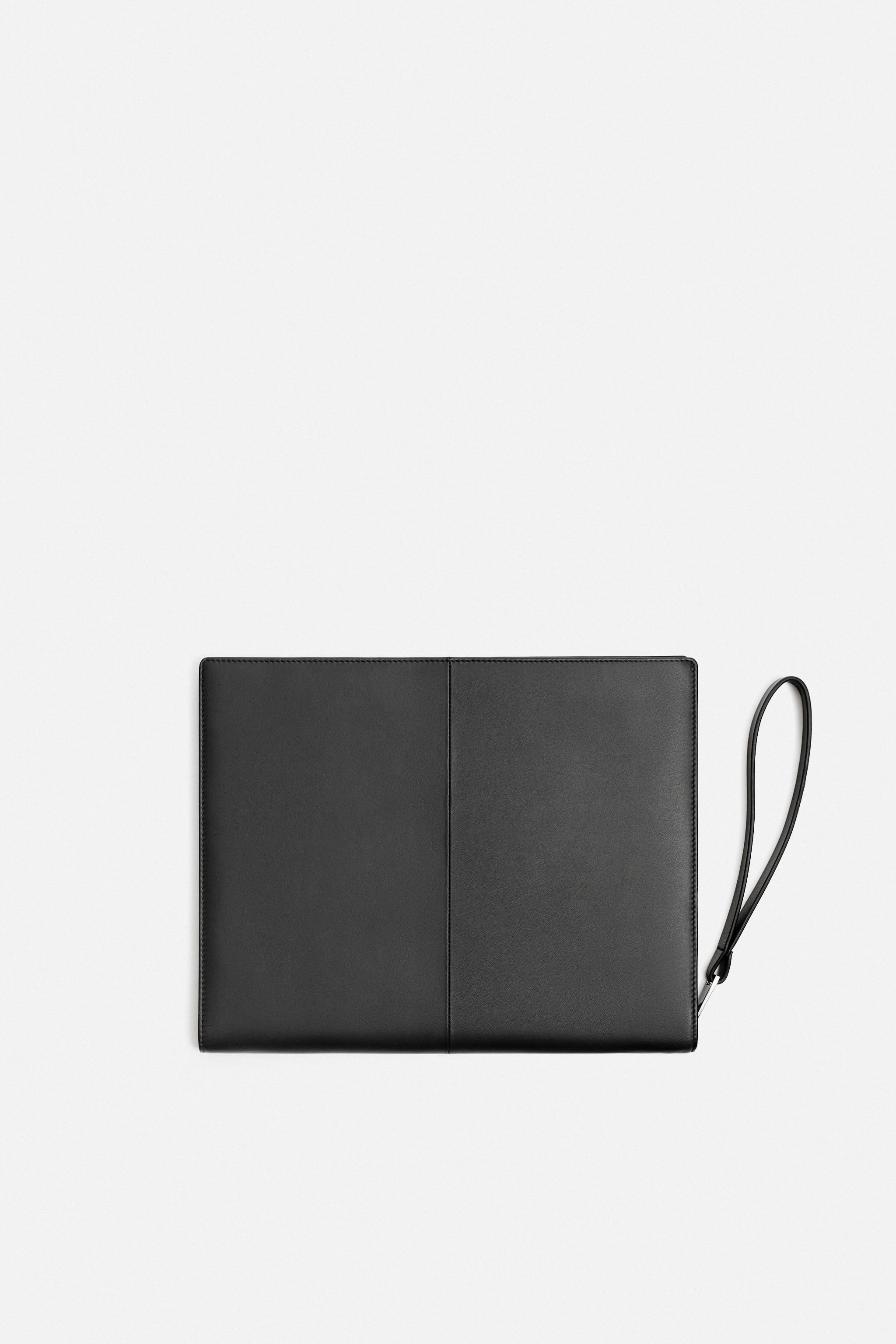 ENVELOPPE EN CUIR